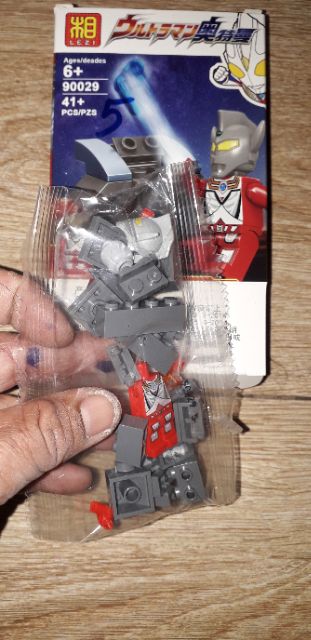 Lắp ráp 1 hộp LegoConverge Kamen Rider 90029