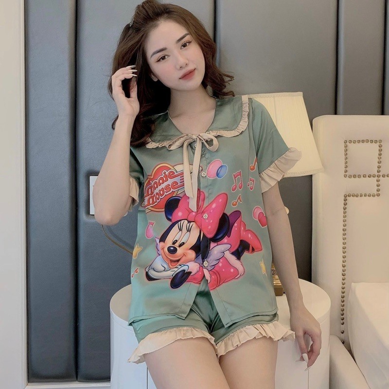 Đồ Bộ Pijama 🌸Bộ Lụa Quần Sooc Chất Liệu SaTin Phối Bèo Họa Tiết Búp Bê | BigBuy360 - bigbuy360.vn