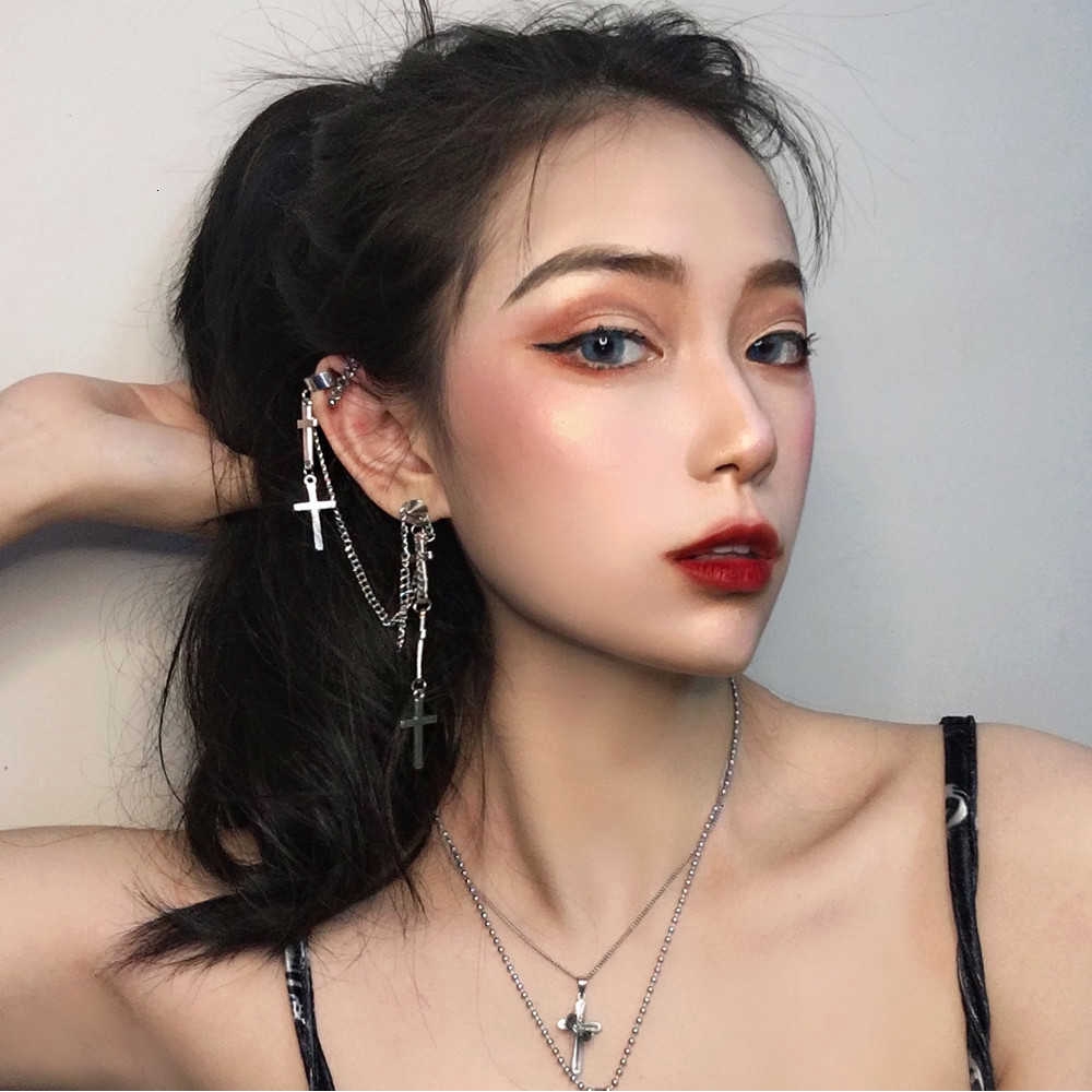 13031Cross chain ear bone clip cool temperament ins net red same earrings