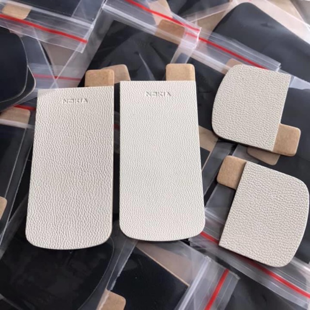 Miếng Da dán Nokia 8800. Da zin 2 lớp