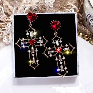 Bông tai dự tiệc sang trọng