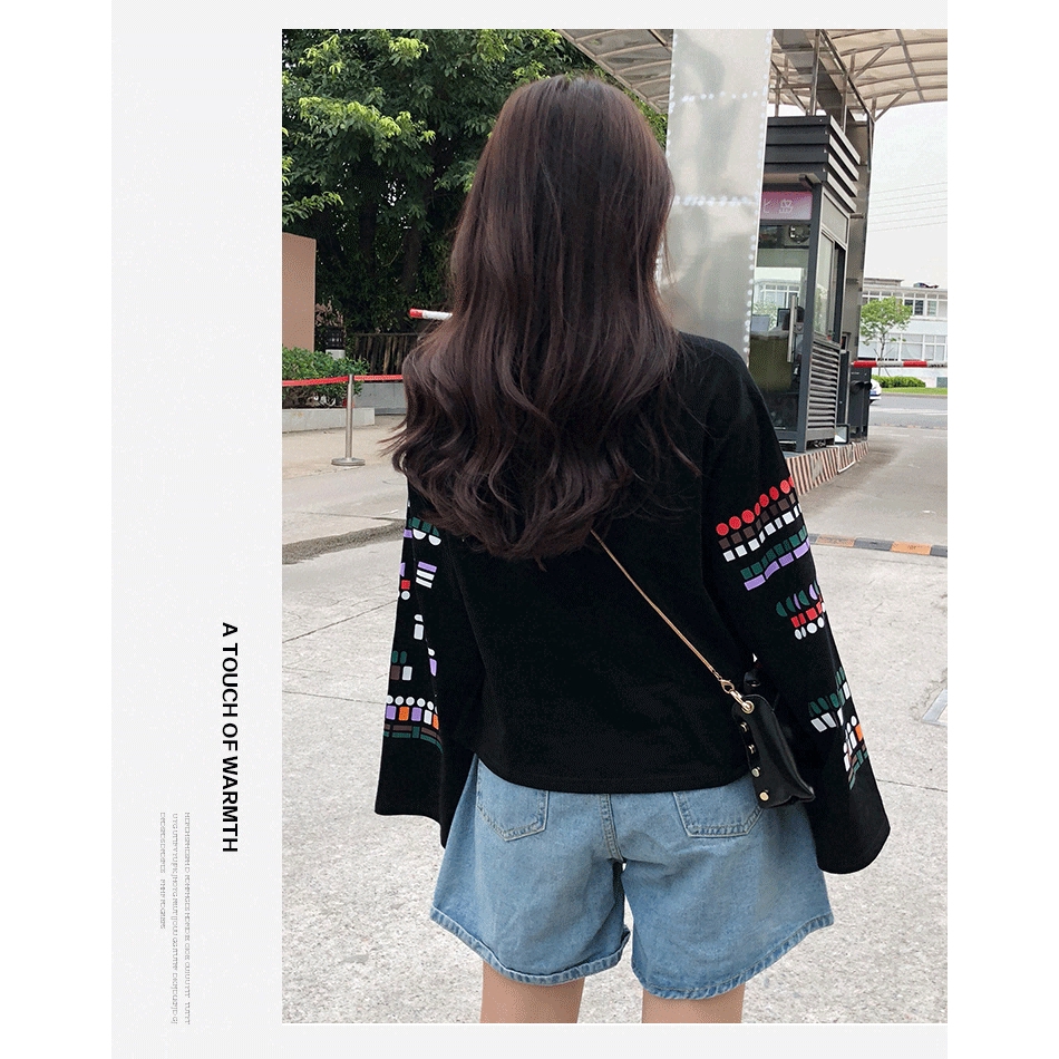 Áo Thun Nữ Cổ Tròn Tay Dài