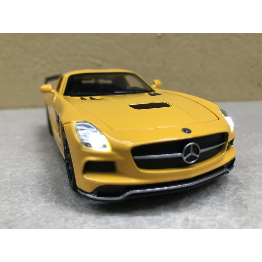Mô hình xe ô tô Mercedes SLS AMG 1:32