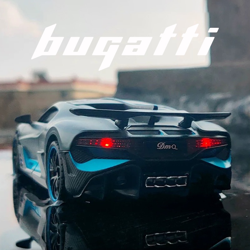 Mô Hình Xe Ô Tô Bugatti Divo Tỉ Lệ 1: 32 Bằng Hợp Kim Có Đèn Và Nhạc