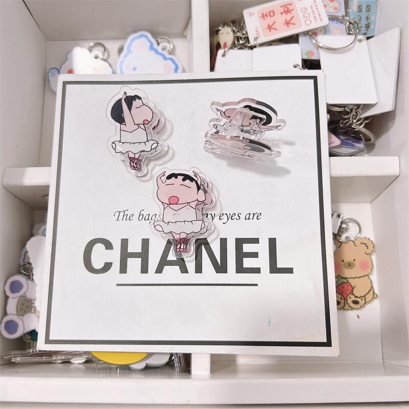 Kẹp giấy ghi chú acrylic mica crayon Shin chan cậu bé bút chì ngộ nghĩnh cute