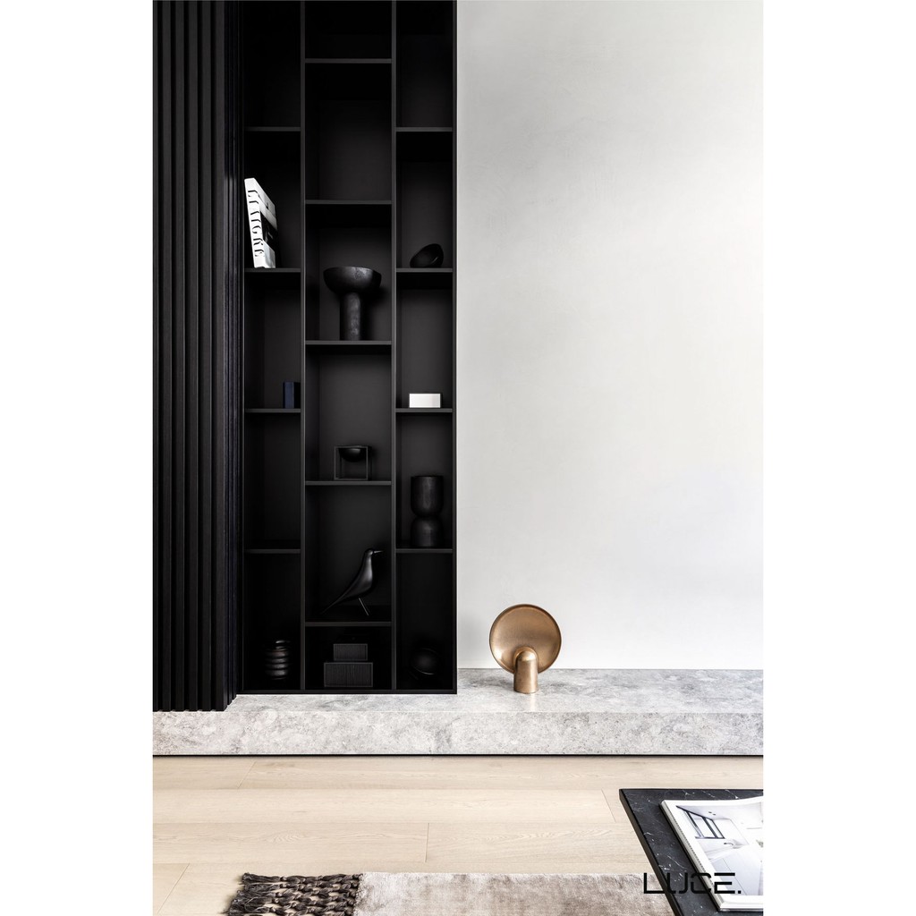 Đèn ngủ trang trí để bàn Luce Concept cao cấp bằng Đá tự nhiên và Đồng The Surface Sconce