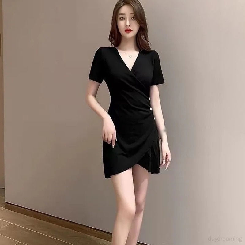Đầm Đen Tay Ngắn Cổ Chữ V Thiết Kế Không Đồng Đều Xinh Xắn Thời Trang Dành Cho Nữ