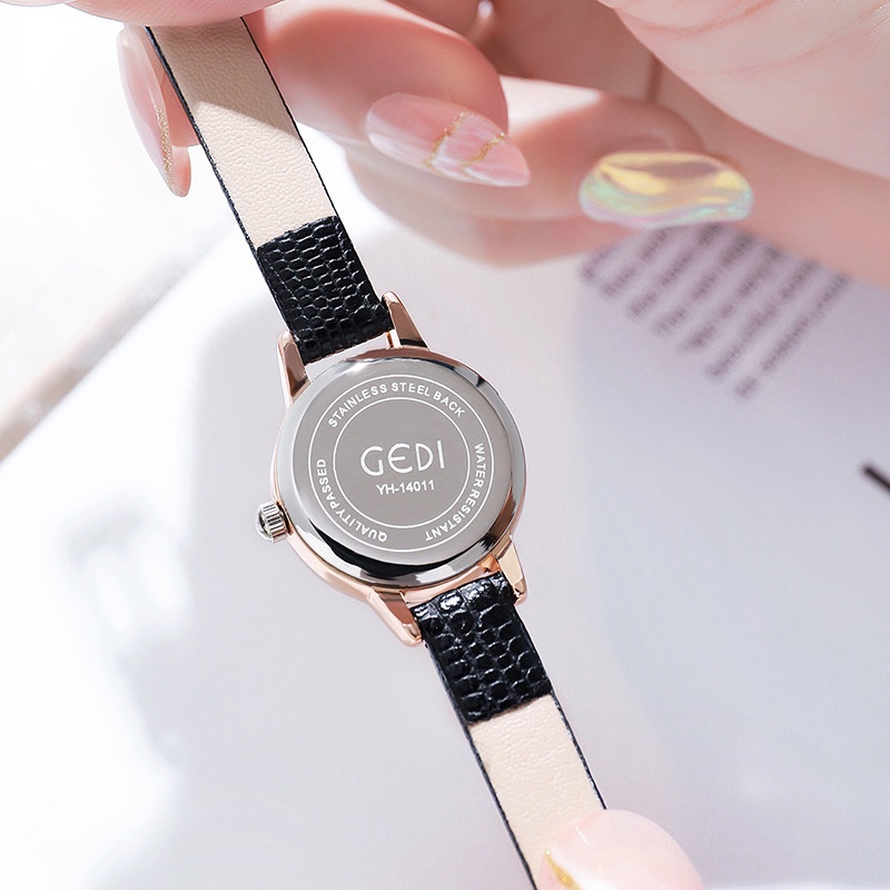 Đồng hồ nữ dây da cao cấp phong cách Hàn Quốc mặt tròn đẹp giá rẻ có chống nước Gems Acc