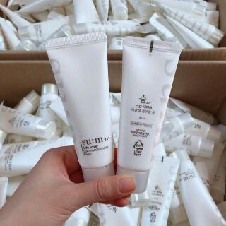 🍃🍃sữa rửa mặt cấp nước dưỡng trắng Da Su:m37 Skin Saver Essential Cleansing Foam 40ml làm sạch bụi bẩn và bã nhờn va