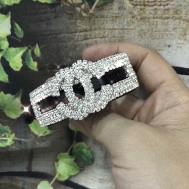 Kẹp đính đá thời trang