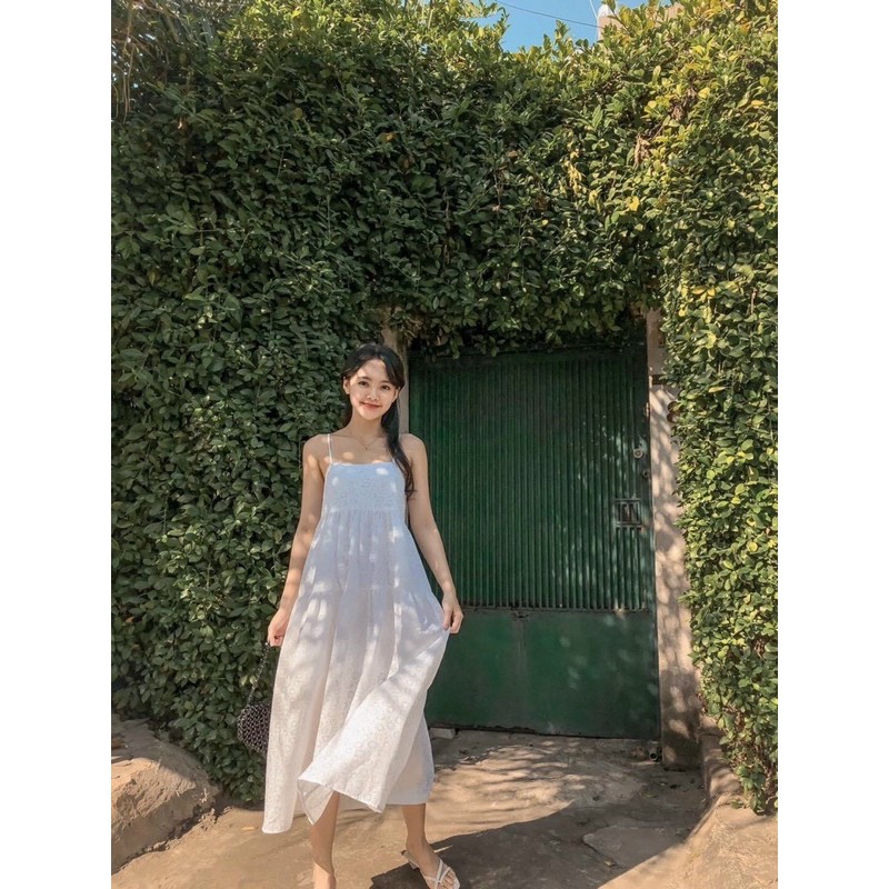 [Mã FAGREEN1505 giảm 10% tối đa 30K đơn 99K] ĐẦM MIDI 2 DÂY BABYDOLL HOA NỔI | BigBuy360 - bigbuy360.vn