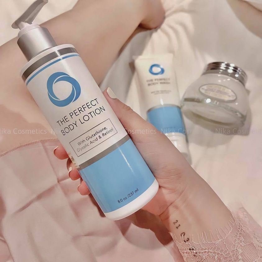 Sữa dưỡng thể The Perfect Body Lotion chứa Glycolic Acid & Retinol 237ml