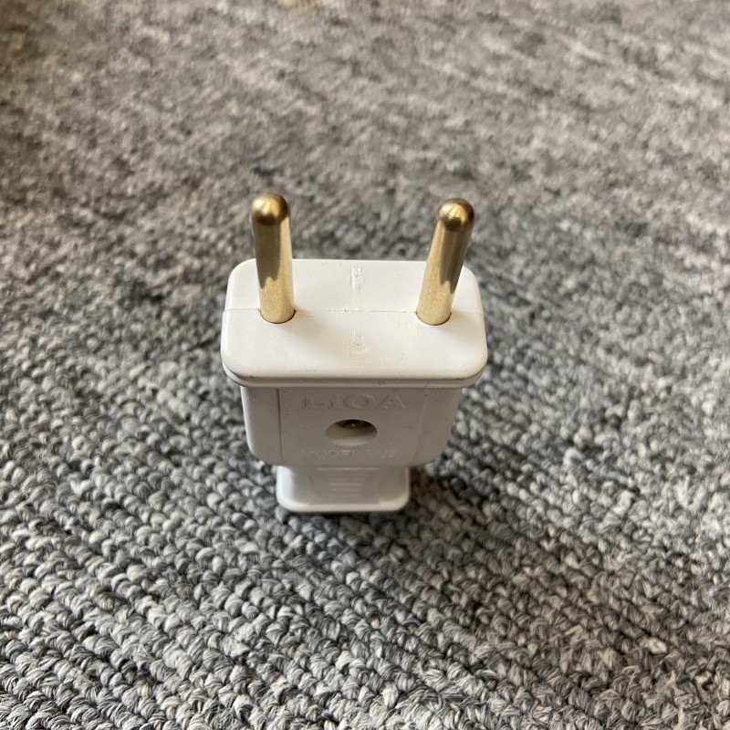 Phích cắm LiOA EU2