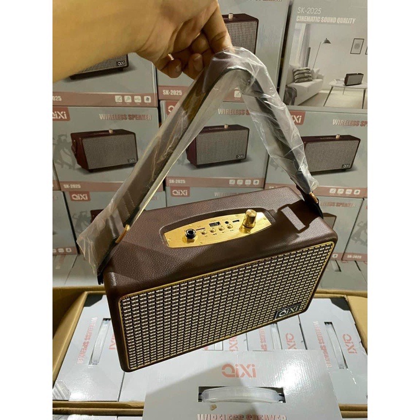Loa Bluetooth Qixi SK- 2025. Âm Thanh Hay Siêu Đỉnh Tích Hợp Cổng Micro 6.5 Karaoke Micro Không Dây. Bảo Hành 12 Tháng.