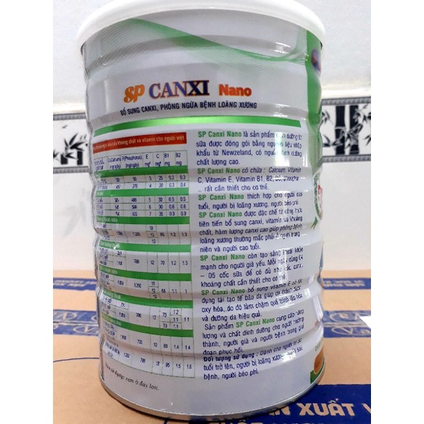 Sữa bột sản phẩm dinh dưỡng SP Canxi Nano ít béo giàu canxi lon 900 gram