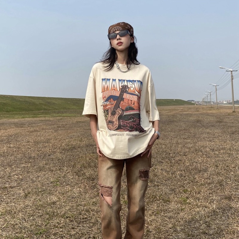 Áo phông GUITAR màu nâu phong cách VINTAGE