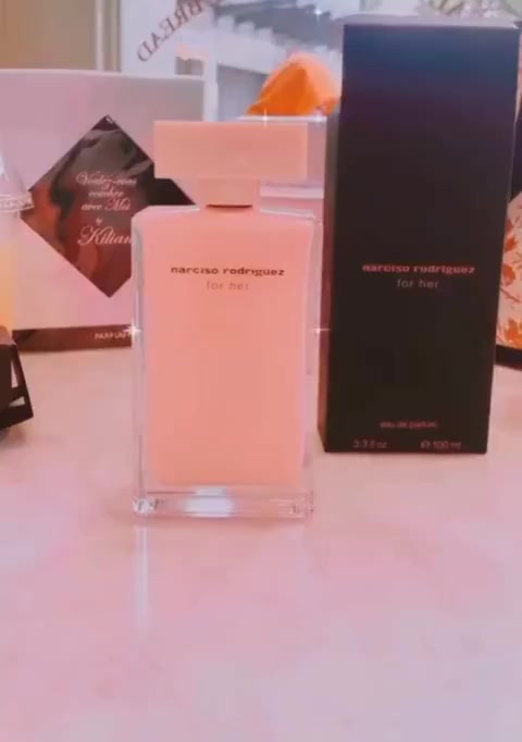 Nước hoa Narciso Rodriguez for her, nhẹ nhàng với mùi hương cây cỏ tươi mới và đậm đà và dễ chịu - nuochao.hcm | BigBuy360 - bigbuy360.vn