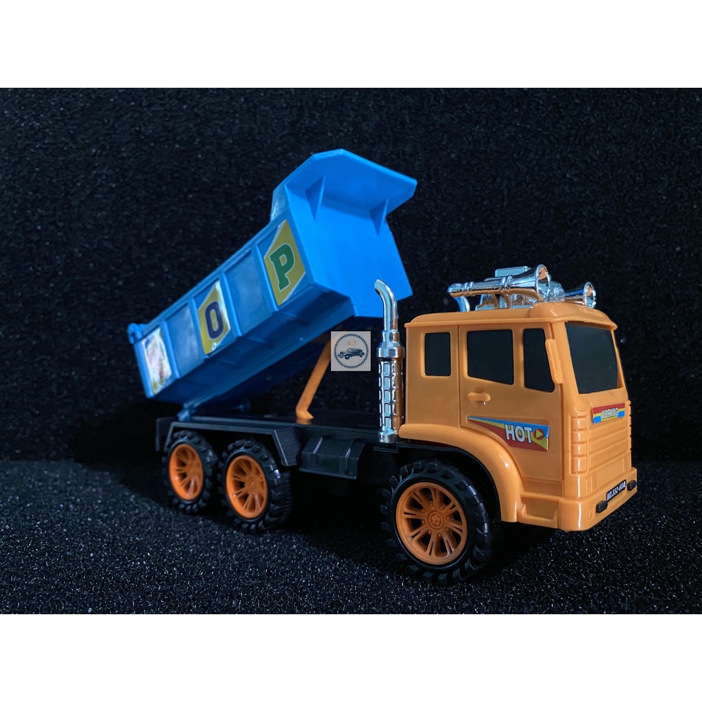 Xe Ben đồ chơi chạy bằng cót vua của loài xe chở đá,cát dành cho bé yêu thích..