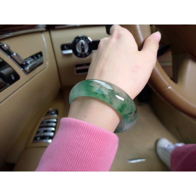 Vòng đeo tay màu ngọc bích tự nhiên kiểu dáng thanh lịch dành cho nữ