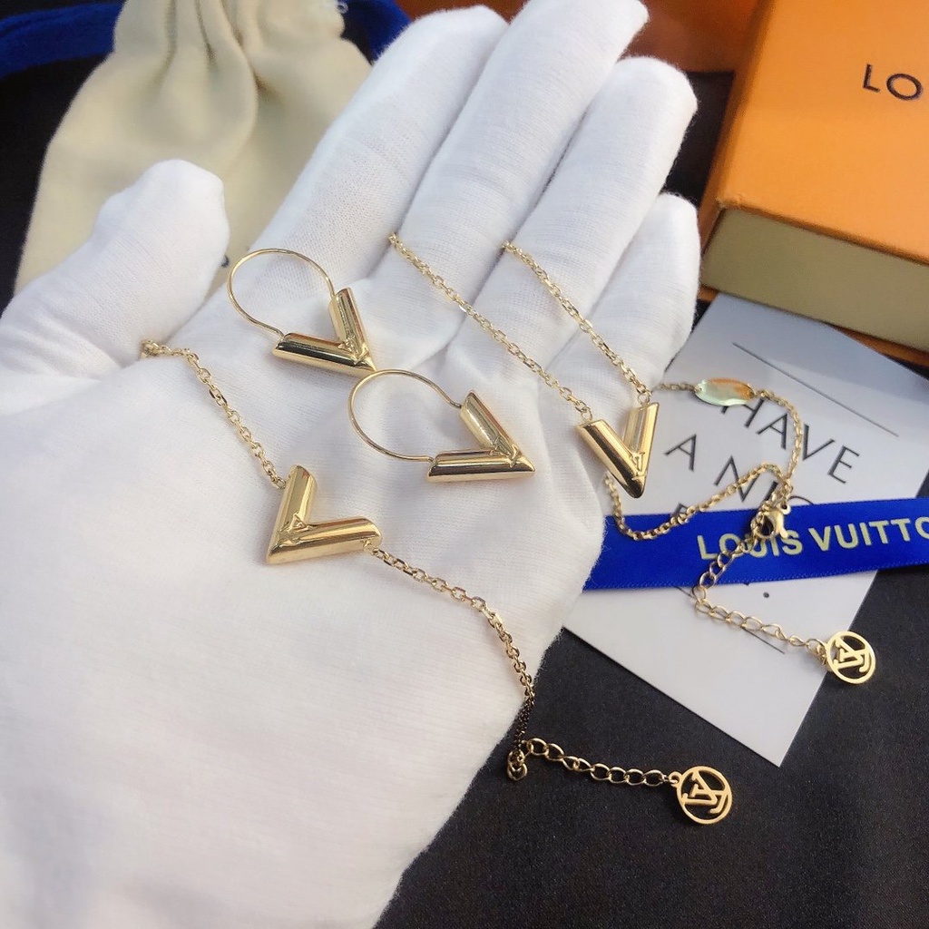 LOUIS VUITTON Khuyên Tai Tròn Bằng Thép Titan In Logo LV Thời Trang