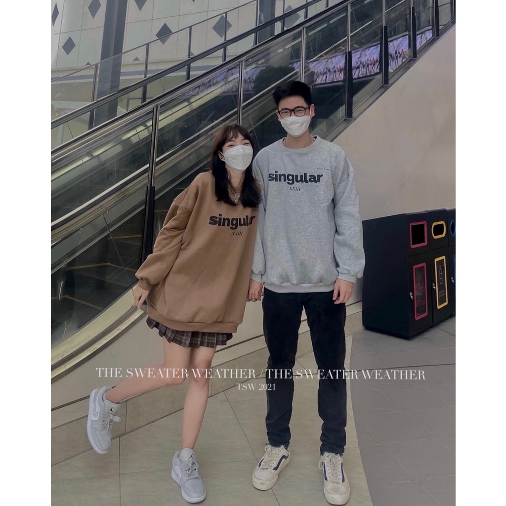 Áo nỉ sweater form rộng họa tiết chữ SINGULAR thời trang unisex/ Áo nỉ nam nữ cổ tròn tay bồng 3 màu mặc đôi mặc nhóm | WebRaoVat - webraovat.net.vn