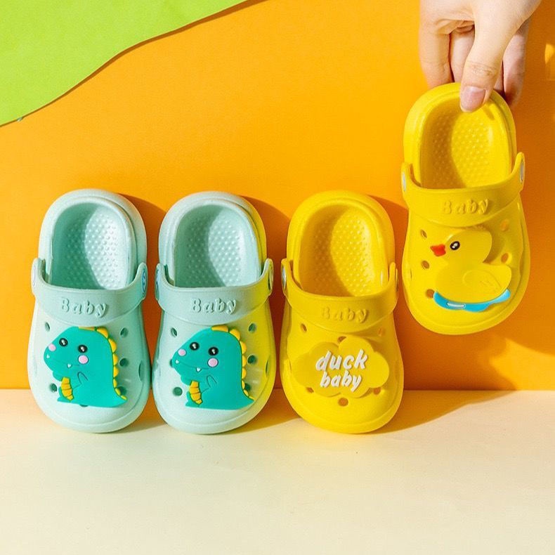 Giày Đế Mềm Chống Trượt Đi Trong Nhà Hoạ Tiết Hoạt Hình Xinh Xắn Dành Cho Bé