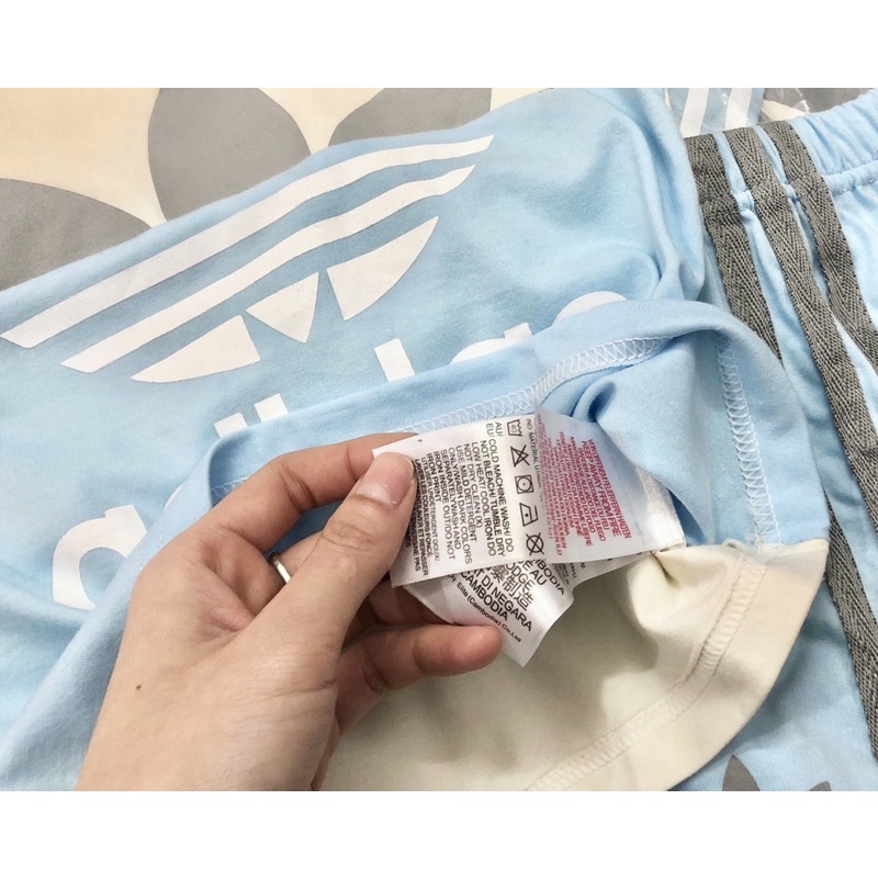 Bộ cộc tay Adidas xanh nhạt bé trai 12-35kg