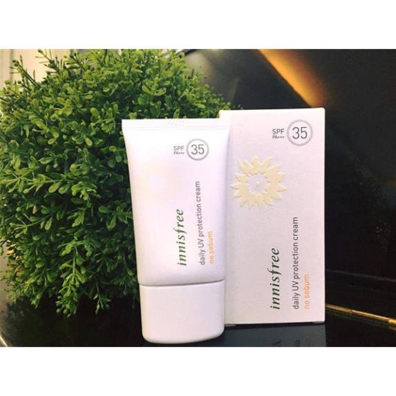 kem chồng nắng Daily innisfree UV MIld spf 35+ chuyên dùng hằng ngày cho da khô, da nhạy cảm [ hàng chuẩn Hàn Quốc ]