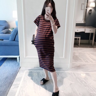 Váy bầu kẻ sọc ngang