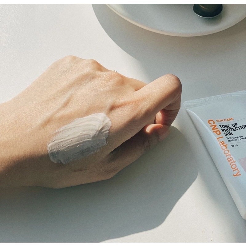 Kem Chống Nắng CNP Laboratory Tone Up Protection Sun Spf42 PA+++