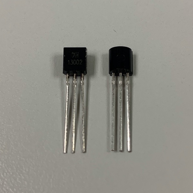 Transistor khuếch đại 13002