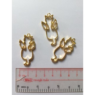 Charm làm resin mèo thiên thần