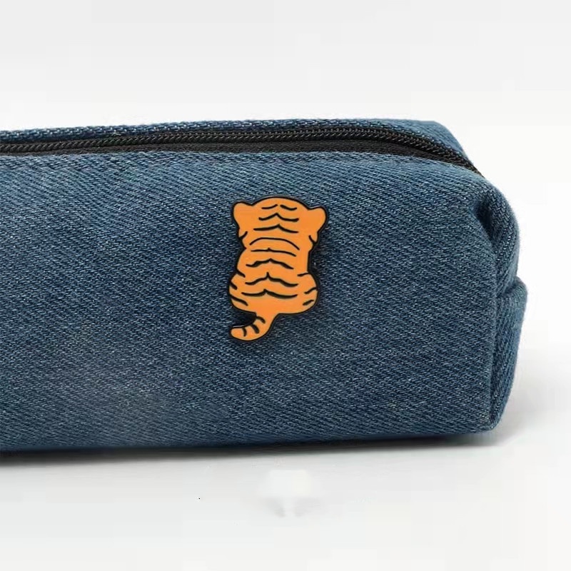 Ghim Cài Áo Hình Chú Hổ Hoạt Hình Dễ Thương Cho Nam Và Nữ