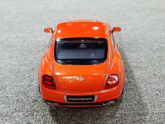 Xe Mô Hình Bentley Continental Gt 1:18 Welly-Fx (Cam)