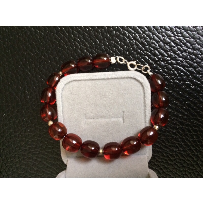 Vòng tay hổ p hách si nhật