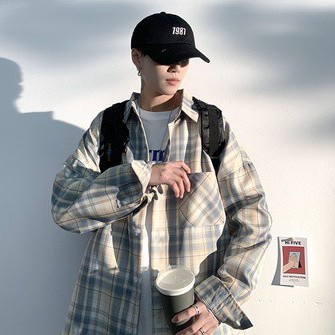 Áo sơ mi khoác ngoài tay dài dáng rộng kẻ ca-rô trẻ trung hợp thời trang cho nam