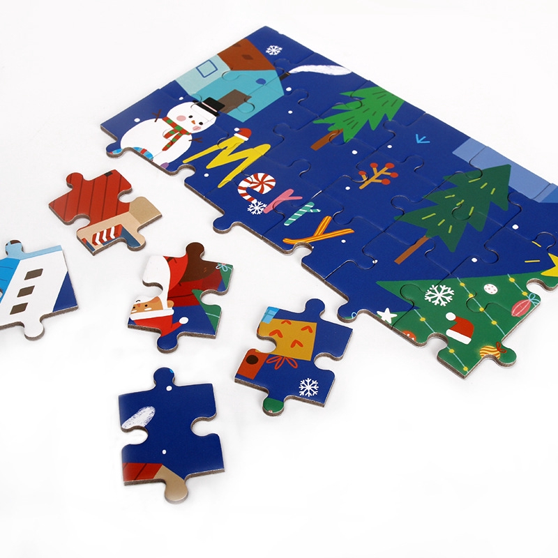 Bộ trò chơi lắp ráp chủ đề Giáng Sinh giúp bé tư duy sáng tạo