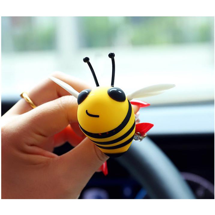 Nước hoa cài cửa gió hình ong vàng