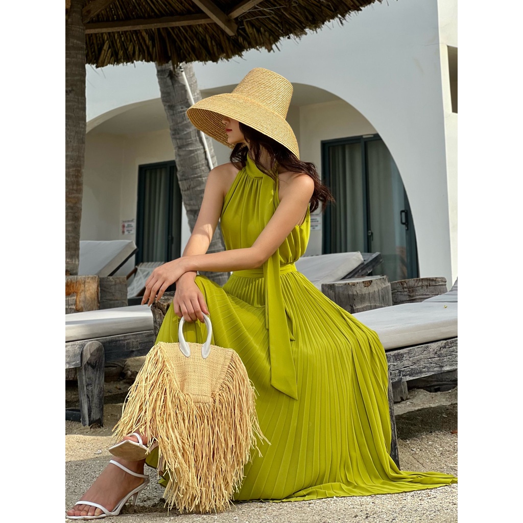 Set áo chiffon cổ yếm và chân váy midi màu xanh bơ HUONG BOUTIQUE HBSM986