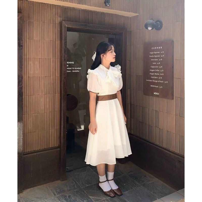 ĐẦM TRẮNG XOÈ EO NÂU