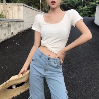 Áo thun trơn trễ vai