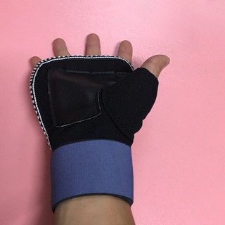 găng tay tập gym nam nữ có quấn cổ tay