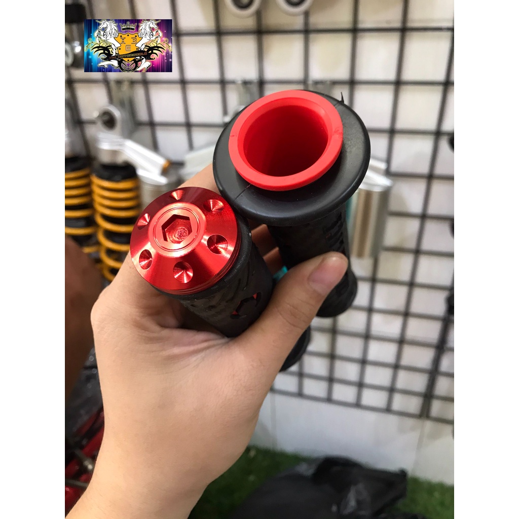 BAO TAY GÙ DOMINO KIỂU MŨI TÊN DÀNH CHO MỌI LOẠI XE