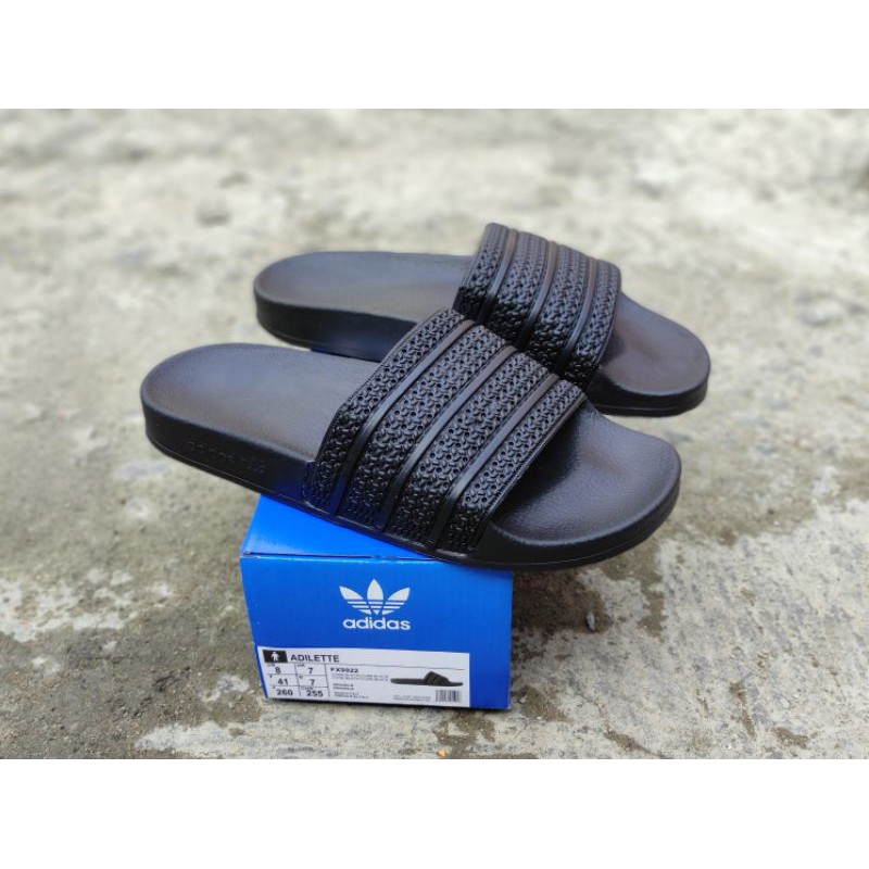 Giày Sandal Adidas Adilette Thời Trang Năng Động Cho Nam