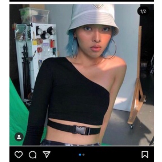 Áo croptop Aspirin size S