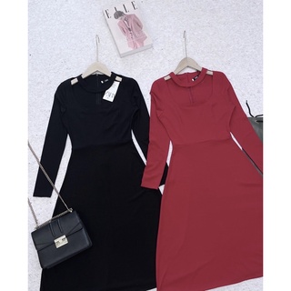 ĐẦM LEN CHOKER CỔ VUÔNG ĐAI