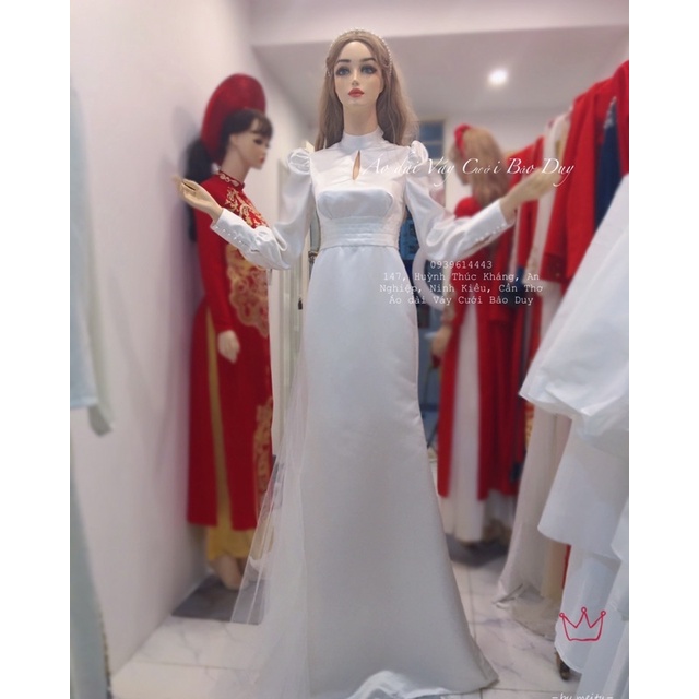 Váy cưới đuôi cá làm lễ đi bàn