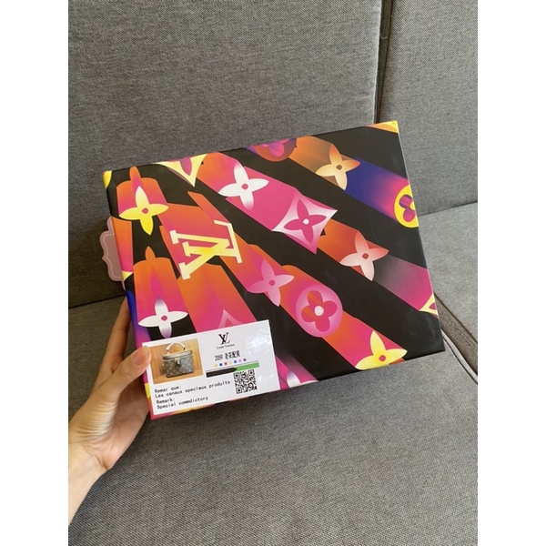 Túi xách cốp size 20 full box hoa tặng kèm khăn quấn