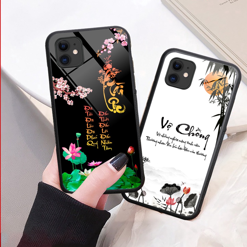 Ốp lưng KÍNH Iphone 11 / 12 / 12 MNI in hình 3D TÀI LỘC-VỢ CHỒNG-TÂM AN -MÃ ĐÁO