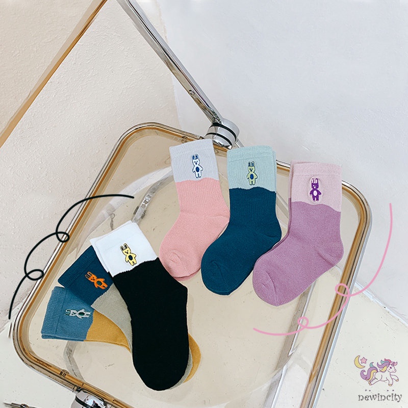 Set 3 Đôi Vớ Thêu Họa Tiết Hoạt Hình Nhiều Màu Sắc Phong Cách Hàn Quốc Cho Bé